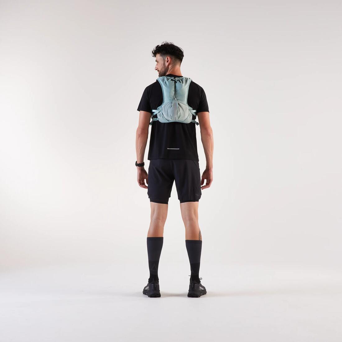 Sac trail running 5l turquoise - vendu avec poche à eau 1l