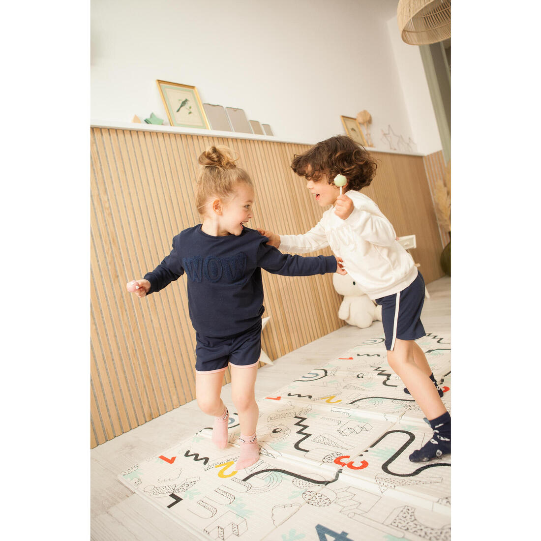 Sweat decat'oons imprimé beige baby gym enfant