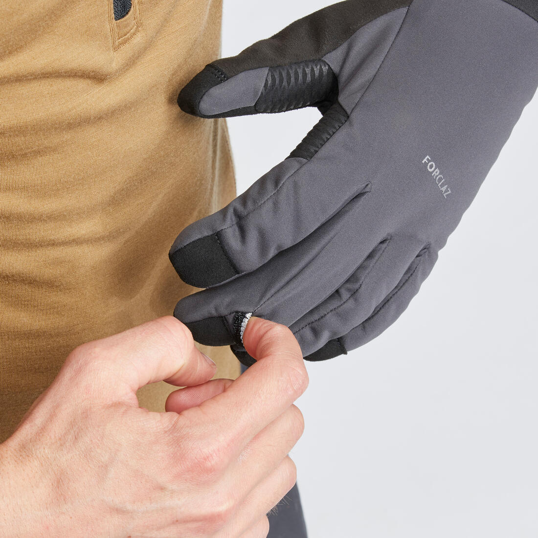 Gants tactiles coupe-vent de trekking adulte, MT900 gris