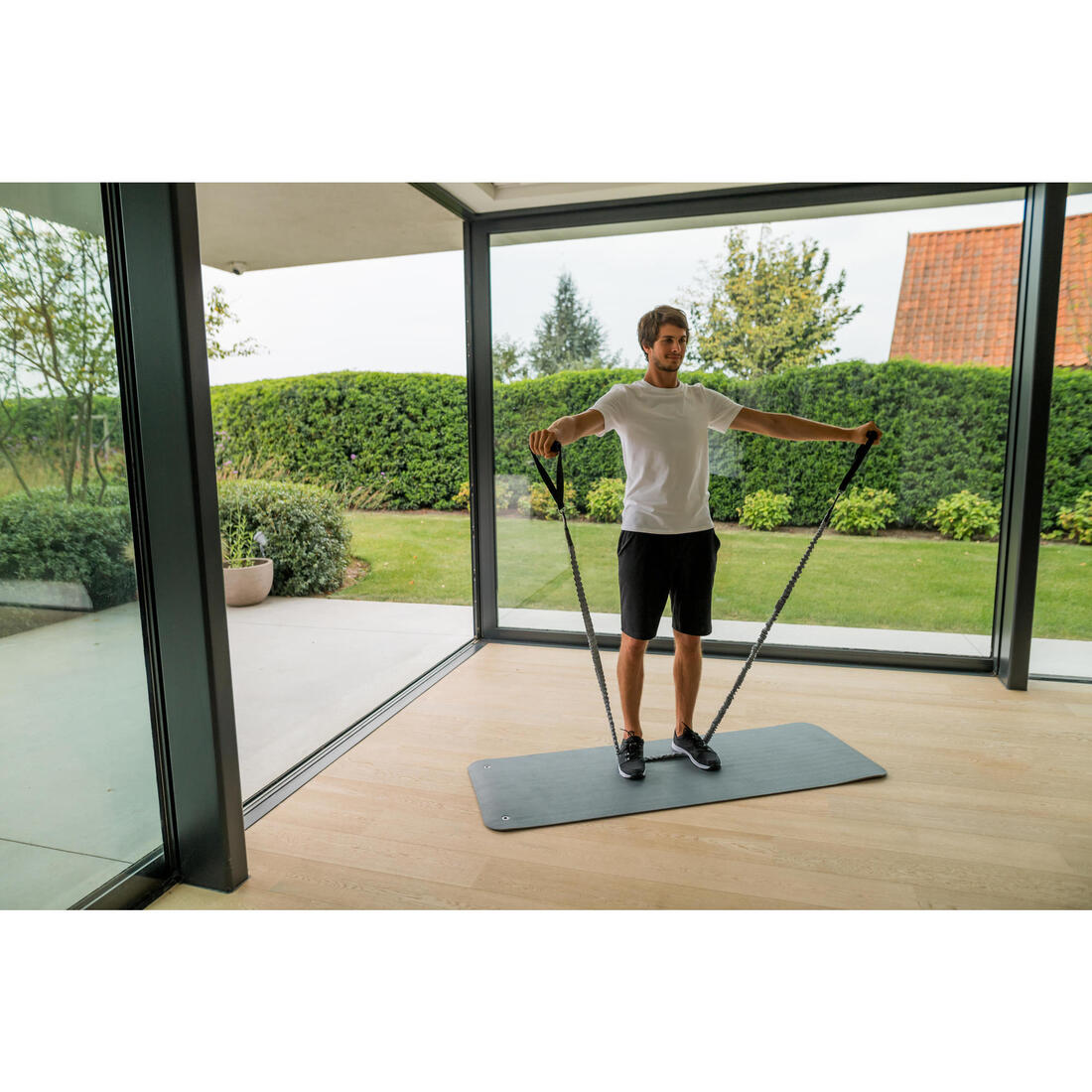 BANDE ELASTIQUE TONE TUBE AVEC POIGNEES 2,5KG/5Llbs FAIBLE RESISTANCE GRIS