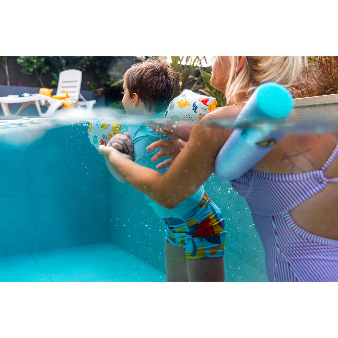 Boxer de bain bébé / enfant bleu imprimé crabes