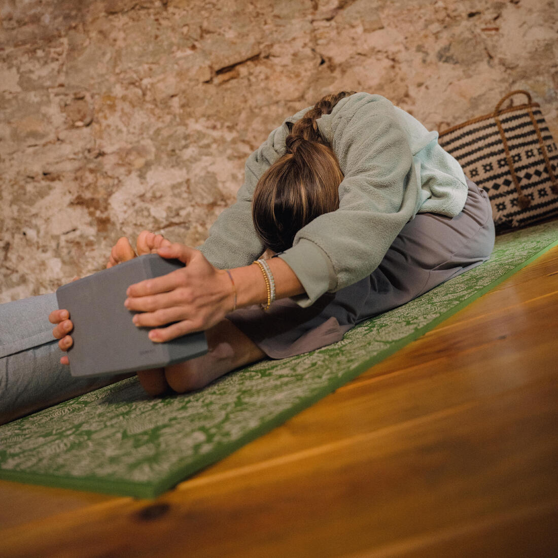 Brique de yoga en mousse, acajou