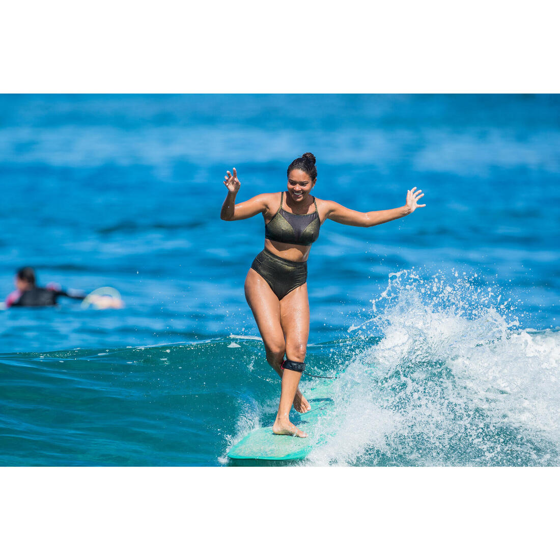 Culotte taille haute femme ROSA PAILLETEE NOIR OR idéale pour le surf