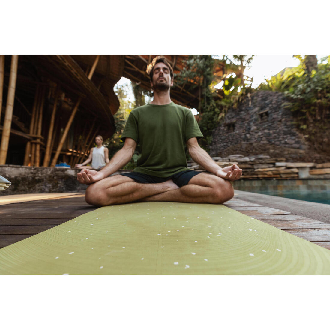 Tapis de yoga doux adhérence et confort 5 mm