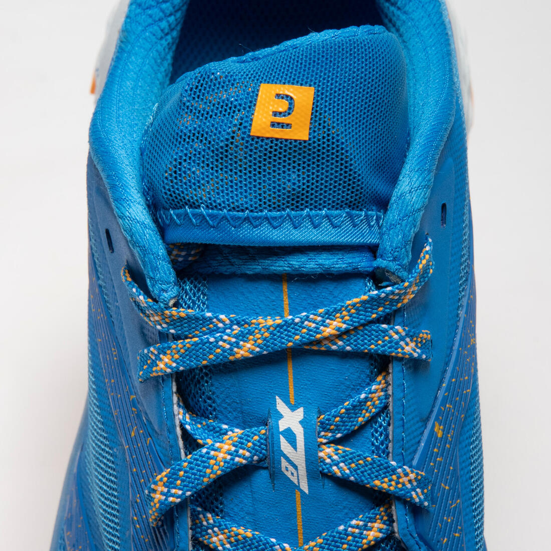 chaussures de trail running pour homme XT8 bleu et