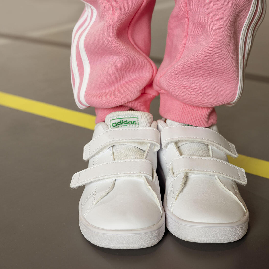 Baskets à scratch bébé - ADIDAS ADVANTAGE blanc/vert