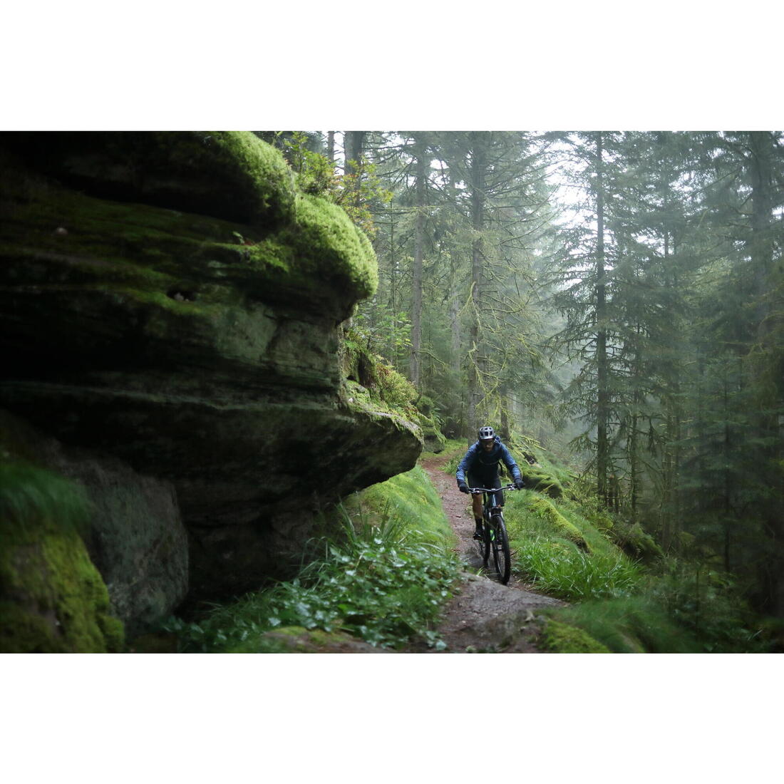 COUPE VENT VELO VTT BLEU