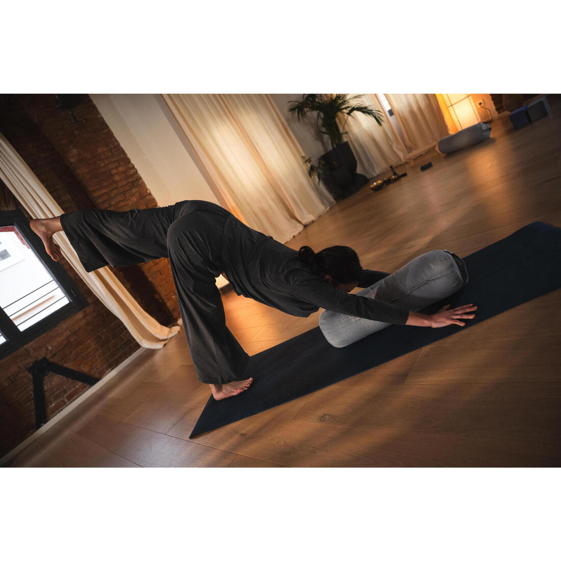 Pantalon de yoga large et fluide femme, gris