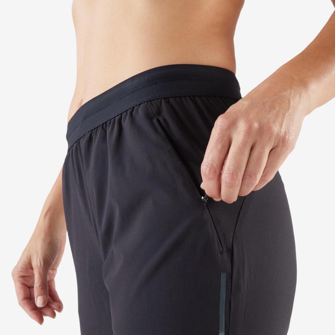 PANTALON RUNNING FEMME COUPE FITTEE - KIPRUN LIGHT NOIR
