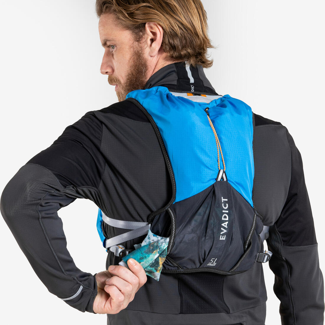 SAC TRAIL RUNNING 5L TURQUOISE - VENDU AVEC POCHE À EAU 1L