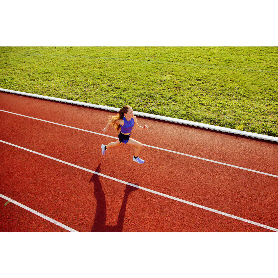 Débardeur Crop Top running respirant Fille , Kiprun Violet