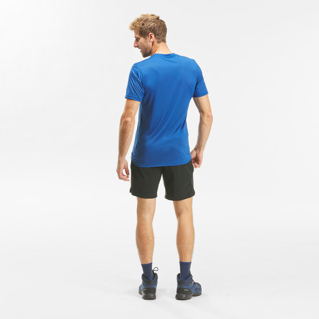 T-shirt de randonnée manches courtes en synthétiqueHomme- MH100