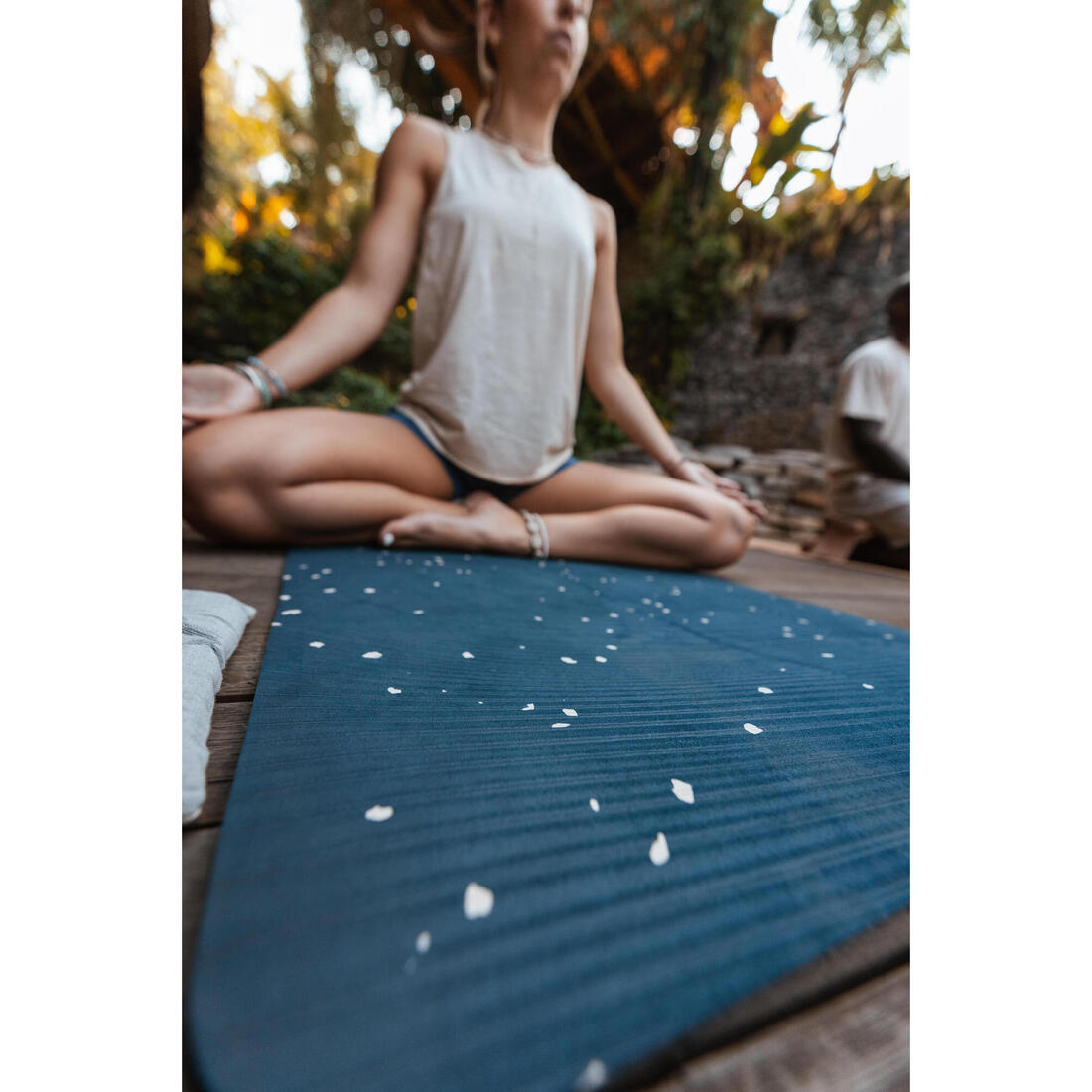 Tapis de yoga doux adhérence et confort 5 mm