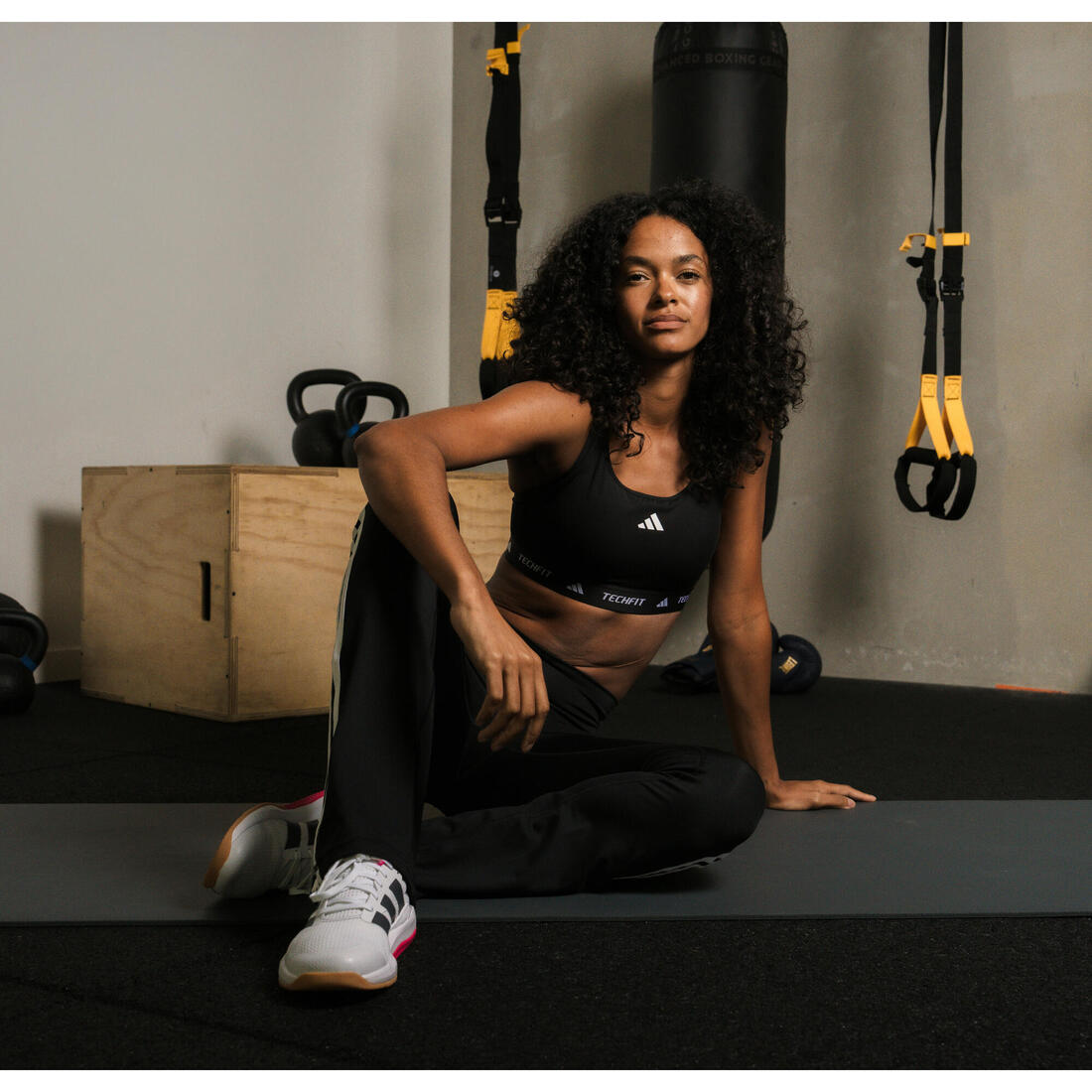 Brassière de fitness pour femme, noire