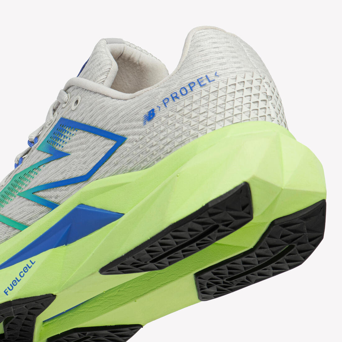 CHAUSSURE DE RUNNING HOMME NEW BALANCE FUELCELL PROPEL V5