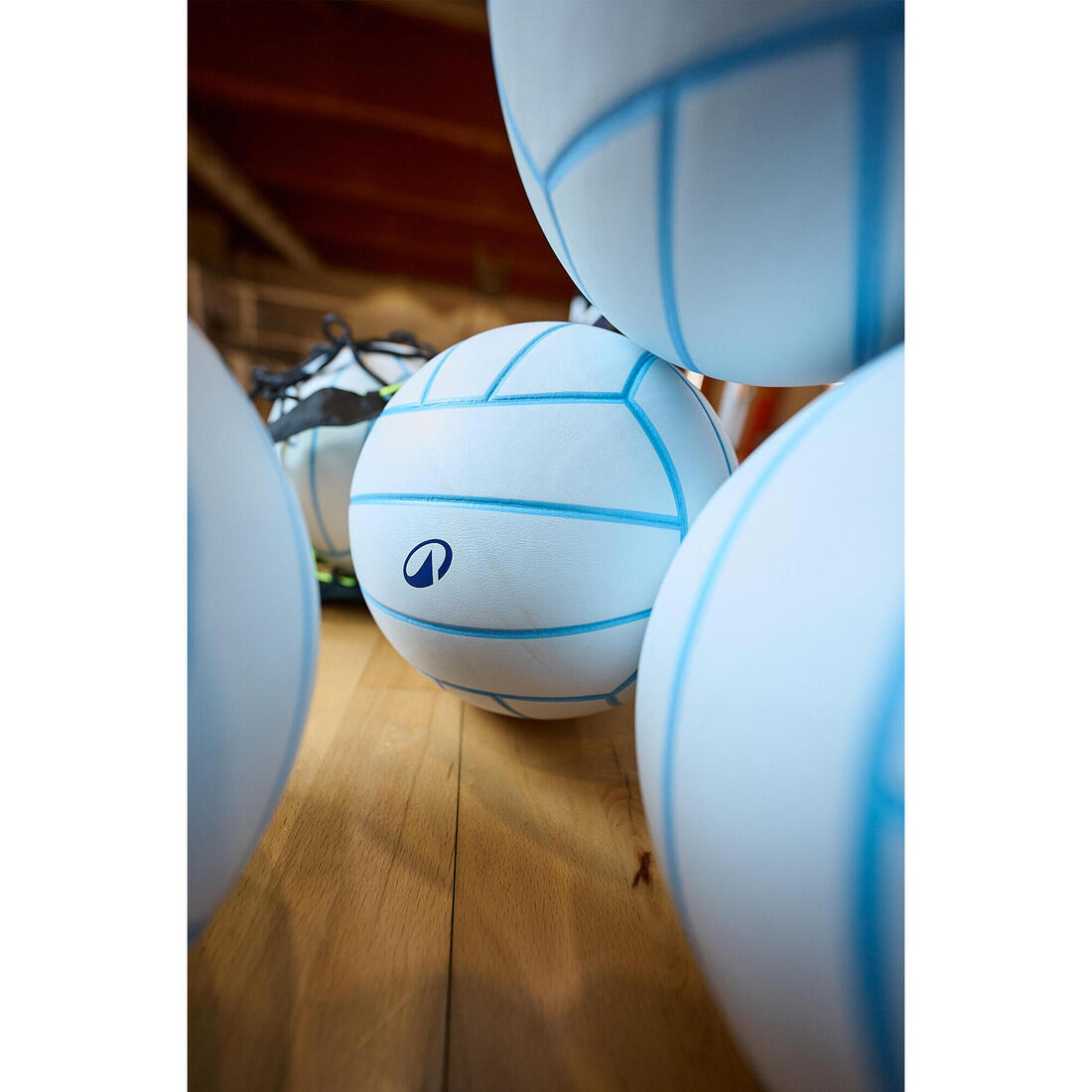 Ballon de volley-ball V500 gris, bleu et