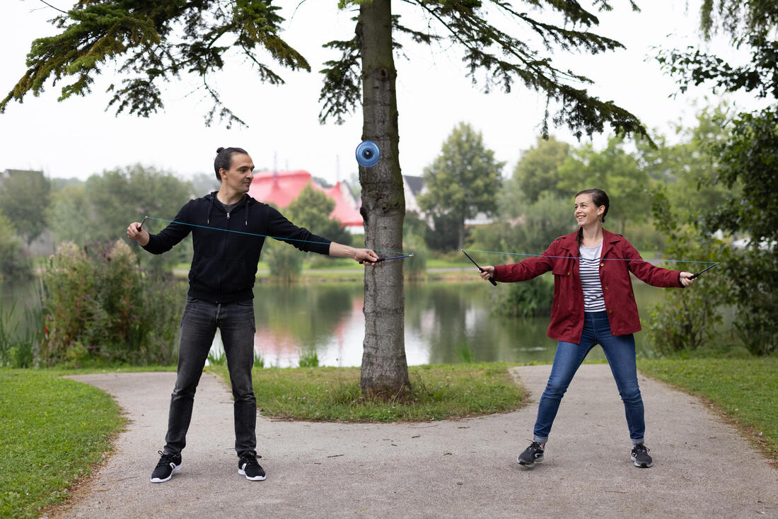 Diabolo 500 bleu à roulement avec baguettes en fibre de verre + sac de transport
