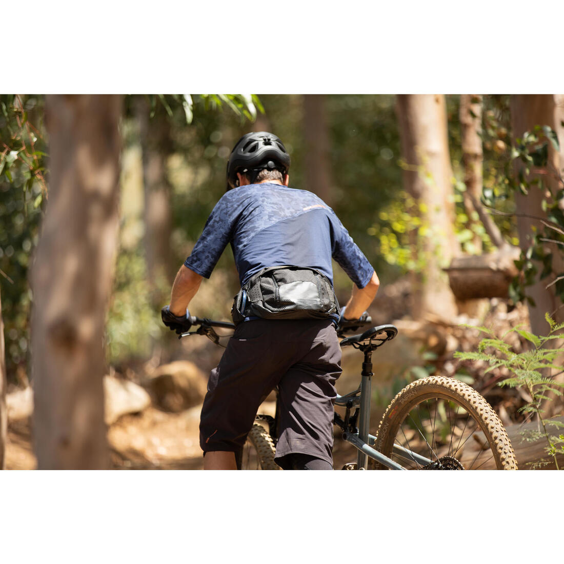 SACOCHE BANANE HYDRATATION VTT ALL MOUNTAIN 4L/1,5L eau