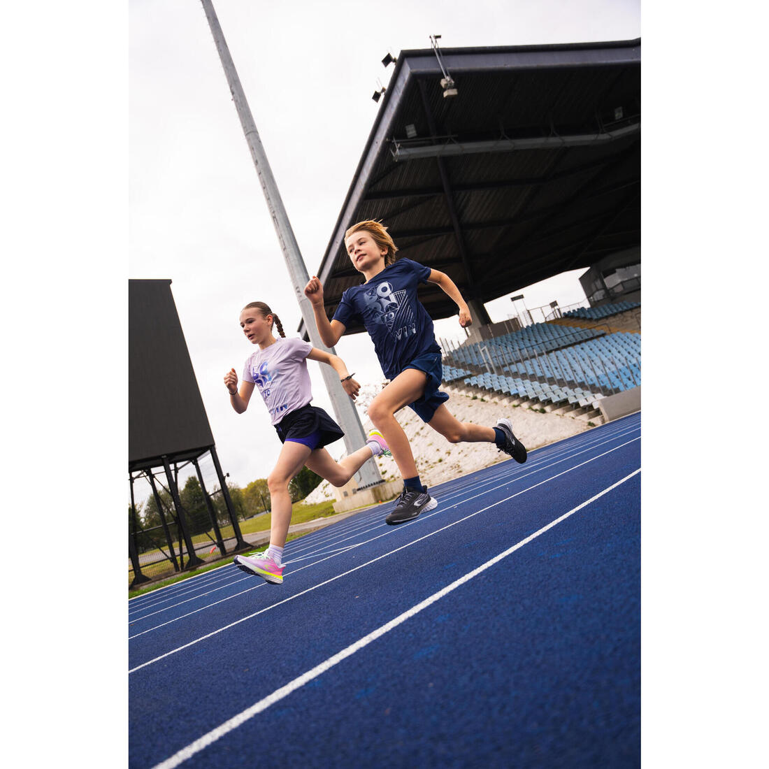 Chaussures de running Enfant - KIPRUN K500 FAST noires et jaunes