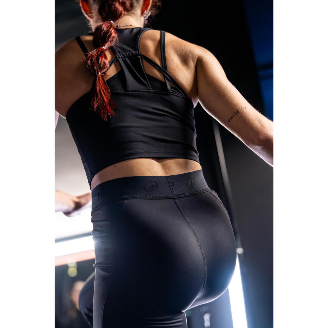 Débardeur de fitness crop-top moulant femme