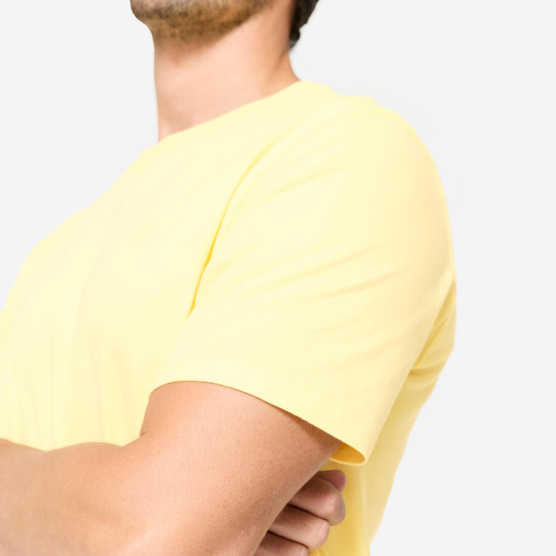 T-shirt fitness homme col rond manches courtes