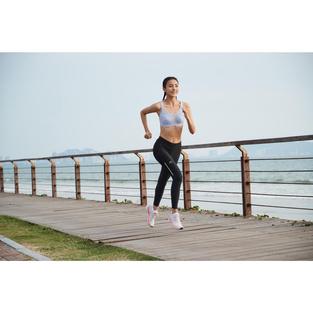 Brassière bretelles croisables maintien fort femme