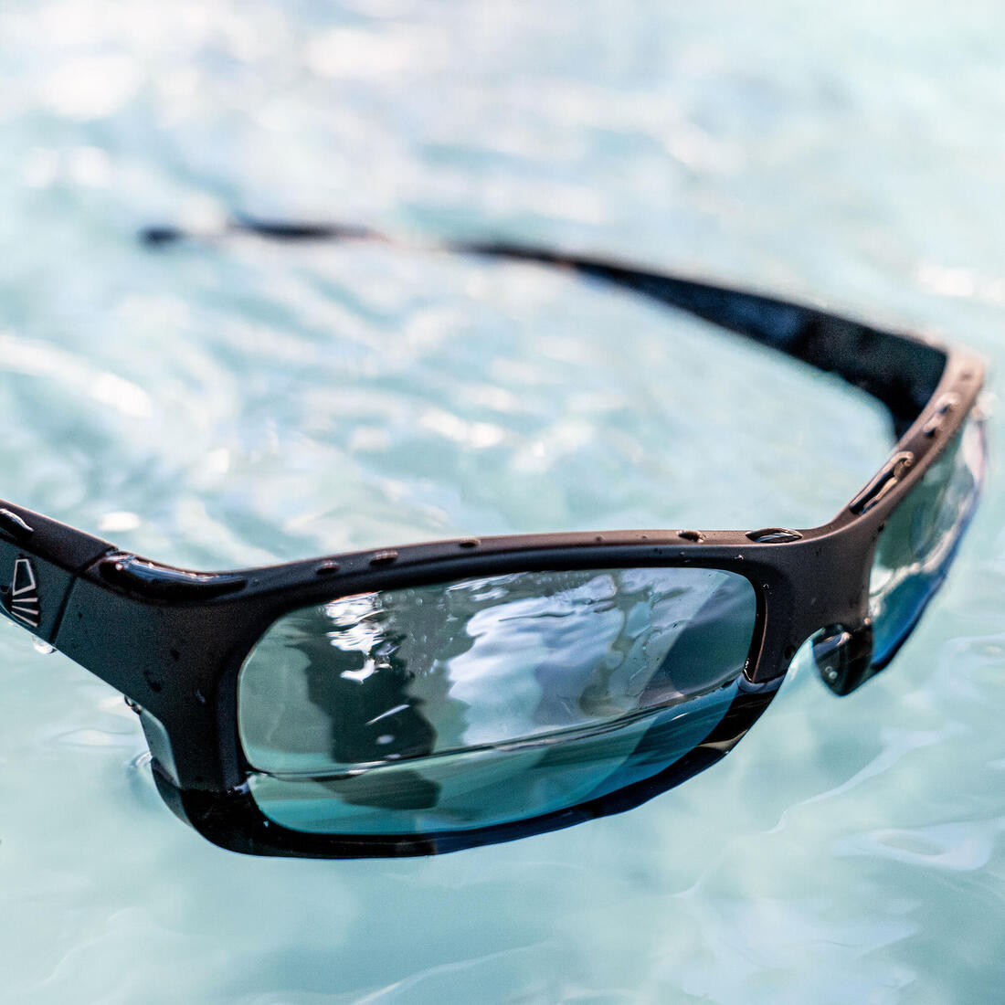 Lunettes de soleil polarisées flottantes voile adulte 500 taille M noir