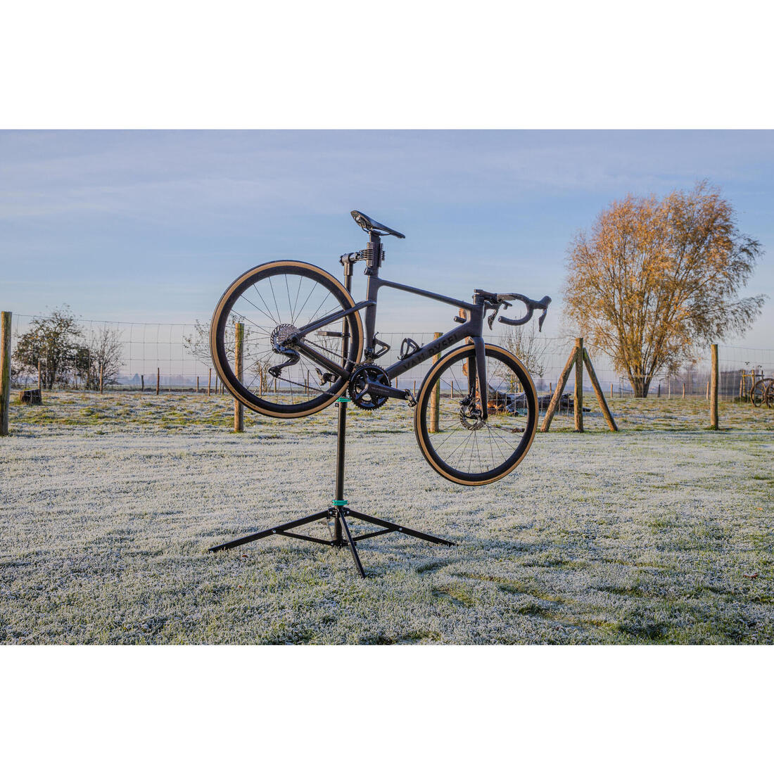 PIED D'ATELIER VELO PLIABLE EASYWORK III NOIR