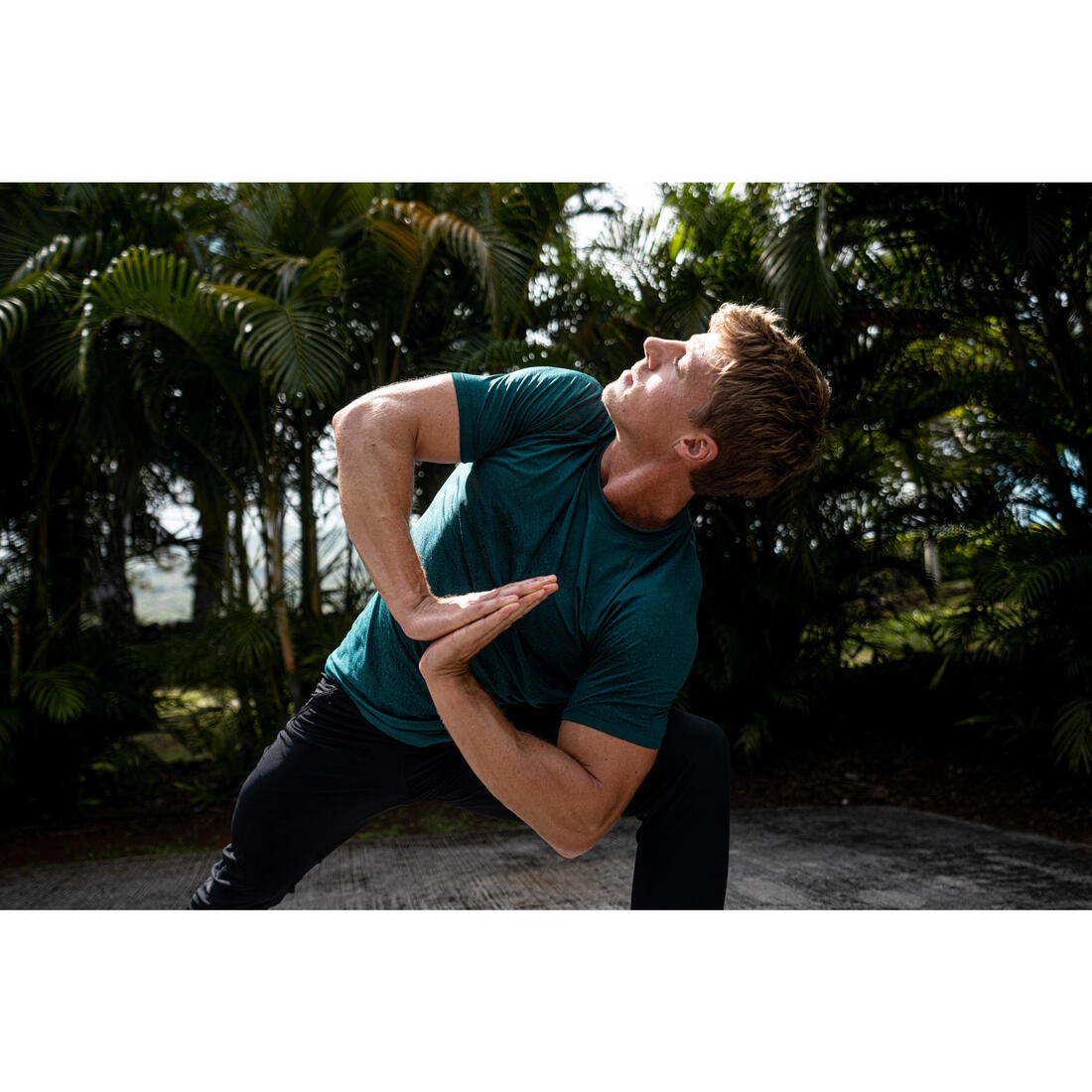 T SHIRT MANCHES COURTES SEAMLESS - SANS COUTURE YOGA DYNAMIQUE HOMME