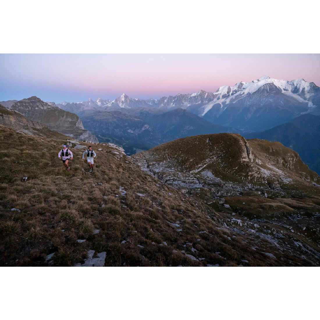 Short de trail running baggy femme noir