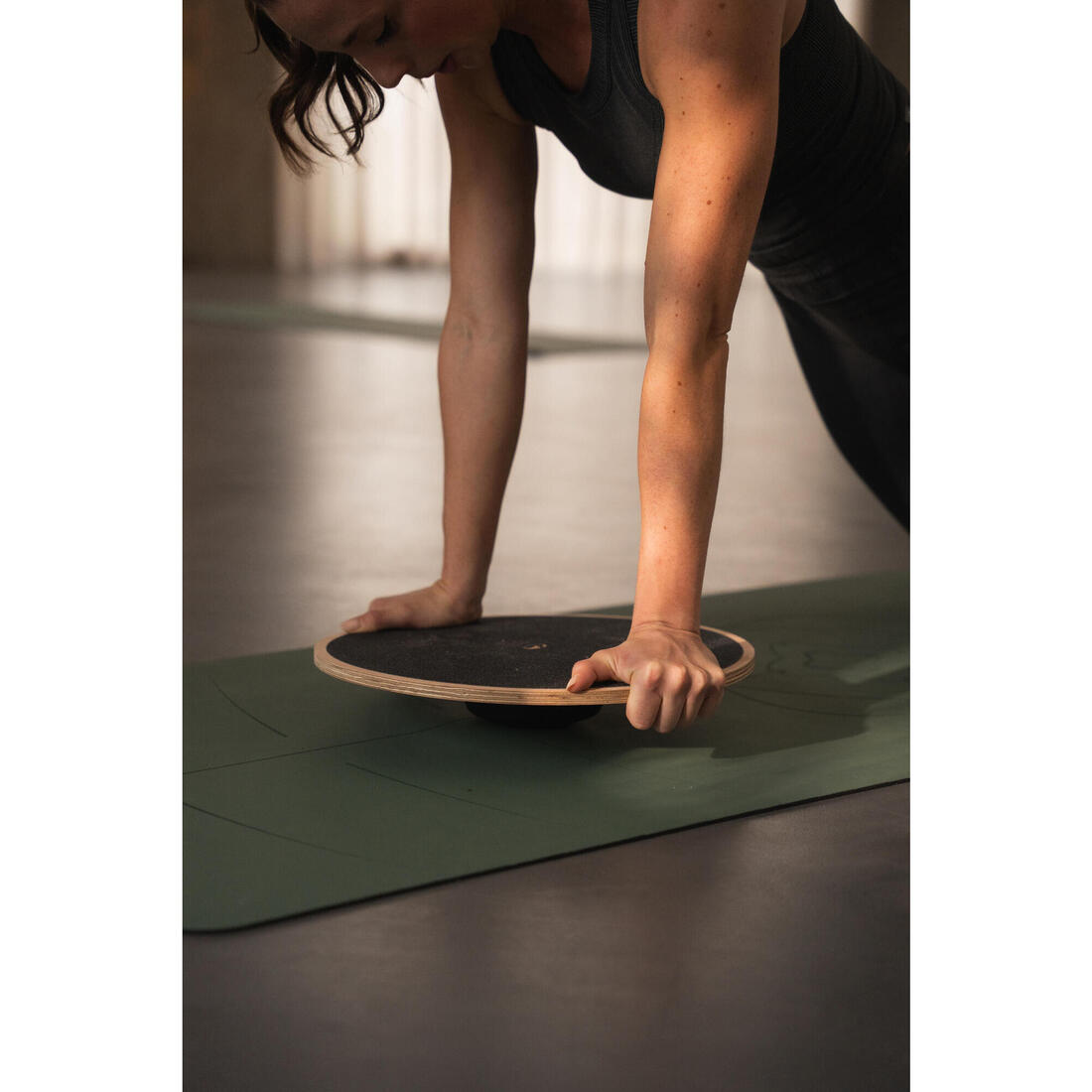 Planche d'équilibre de fitness en bois, noir