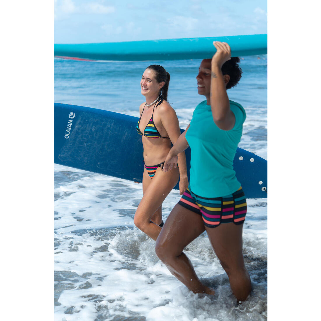 Boardshort surf femme TINI CORAIL avec ceinture élastiquée et cordon de serrage
