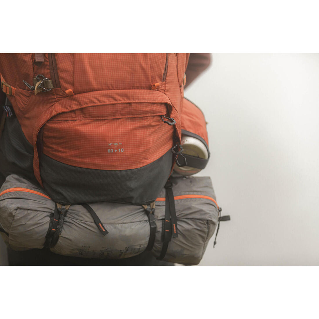 Sac à dos de trekking homme 60+10l - mt500 air