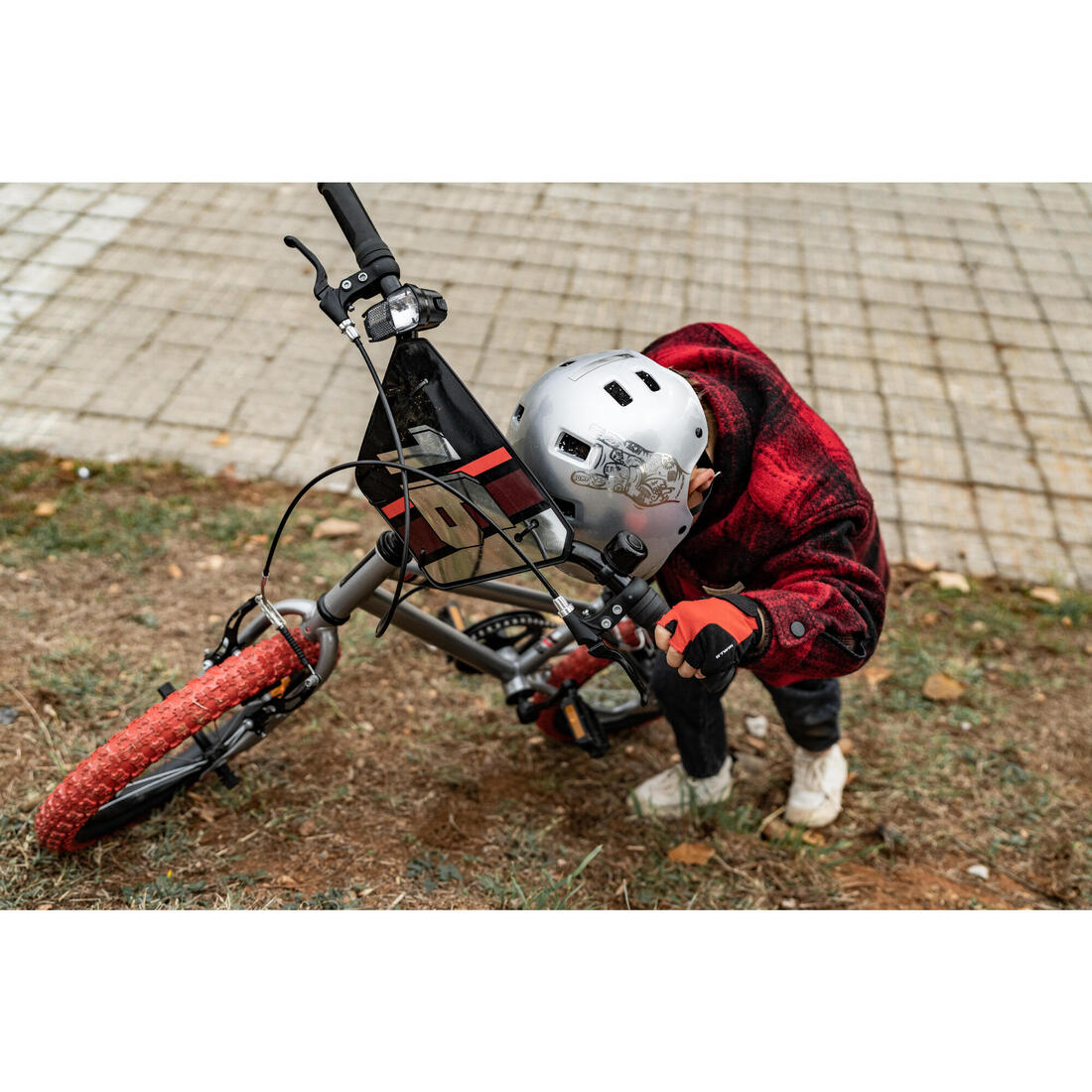 CASQUE VELO ENFANT BOL 900 GRIS