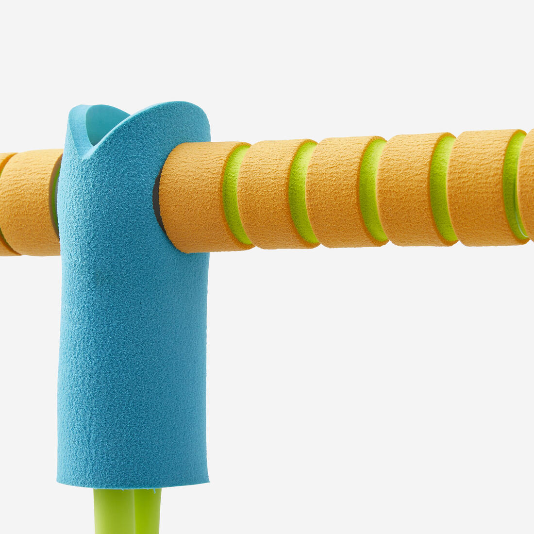 Bâton sauteur en mousse enfant