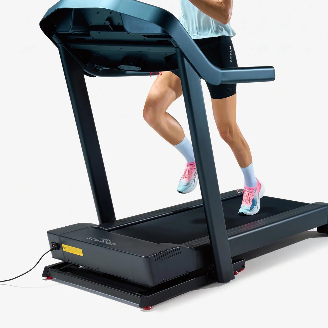 Tapis de course pliable et inclinable 18km/h, T900D
