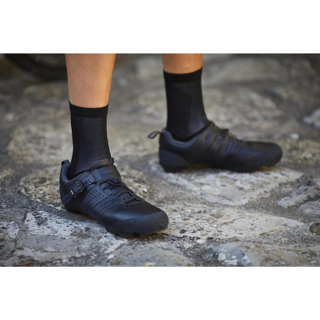 CHAUSSURES VELO GRAVEL ET ROUTE CUIR A LACETS SPD GRVL 520 NOIRE