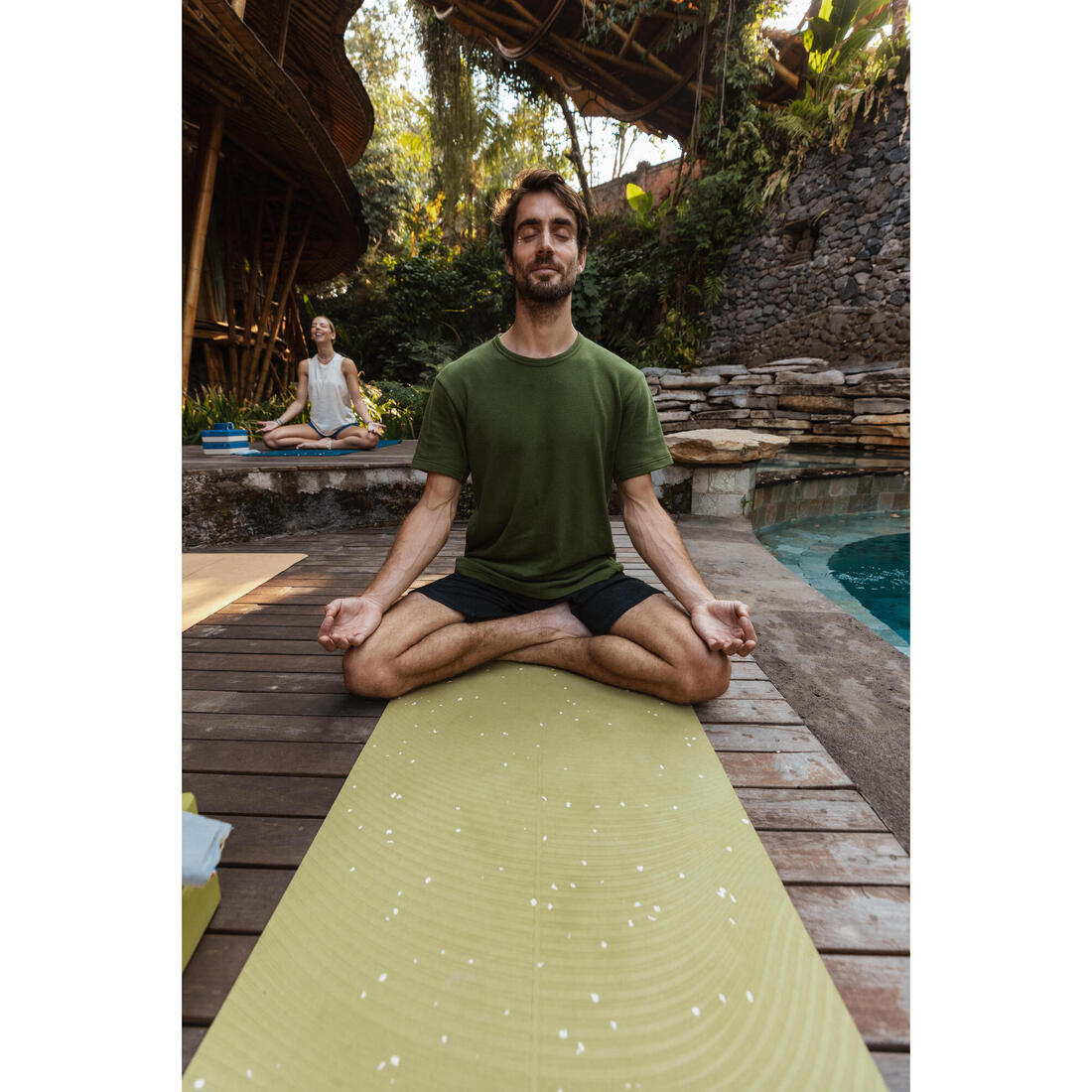 Tapis de yoga doux adhérence et confort 5 mm