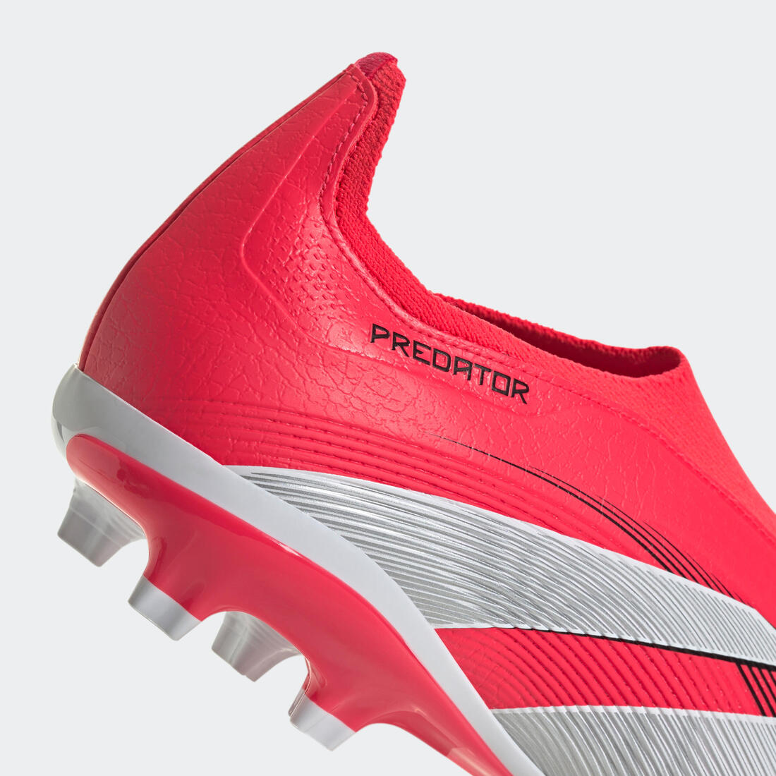 Chaussure Predator League Laceless FG/MG Adulte Rouge