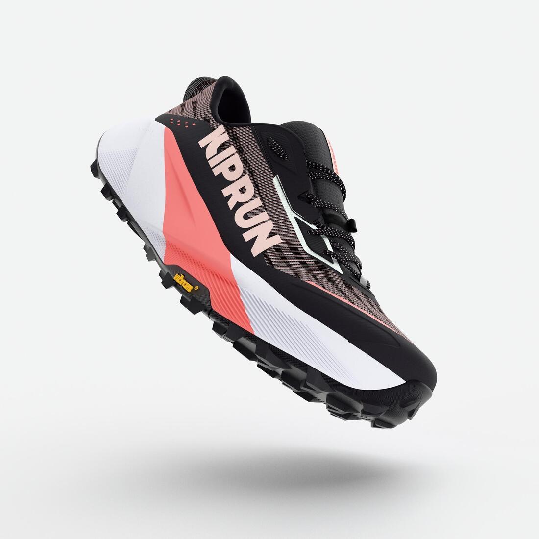 Chaussures de running trail femme, Kiprun kipsummit max gris et