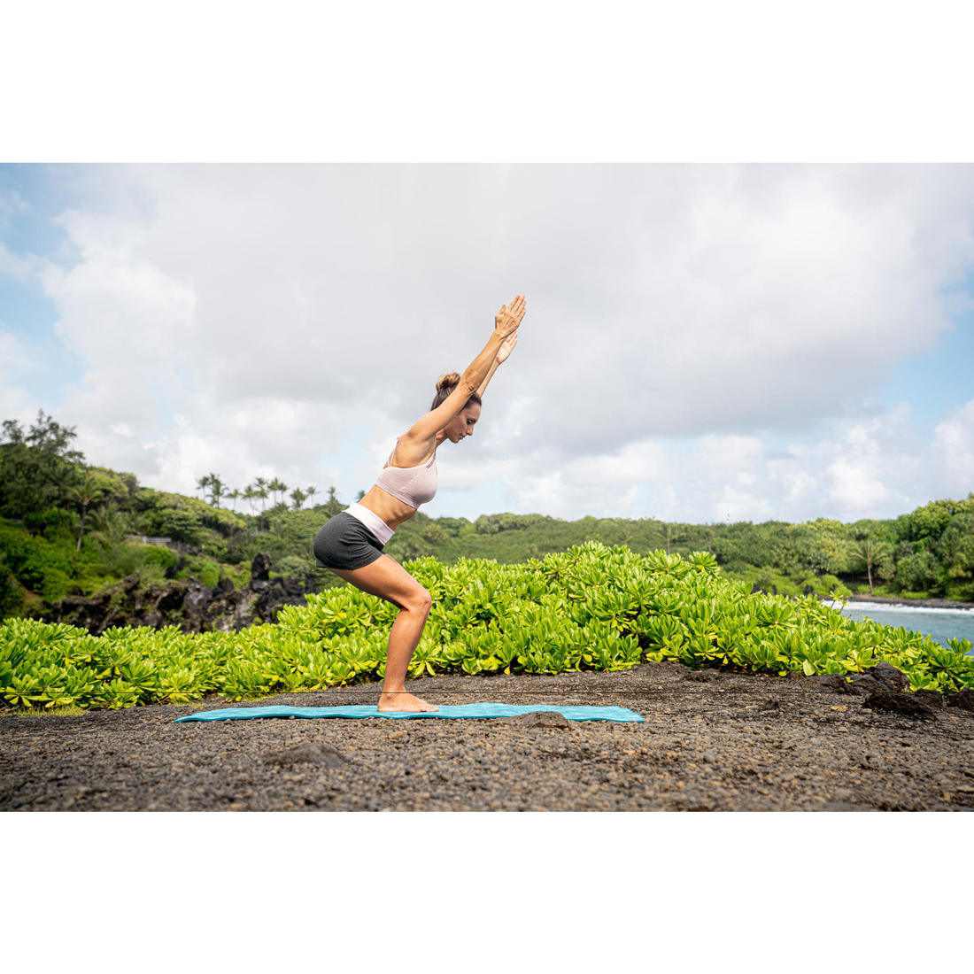 SHORT YOGA FEMME COTON NOIR/GRIS CHINE