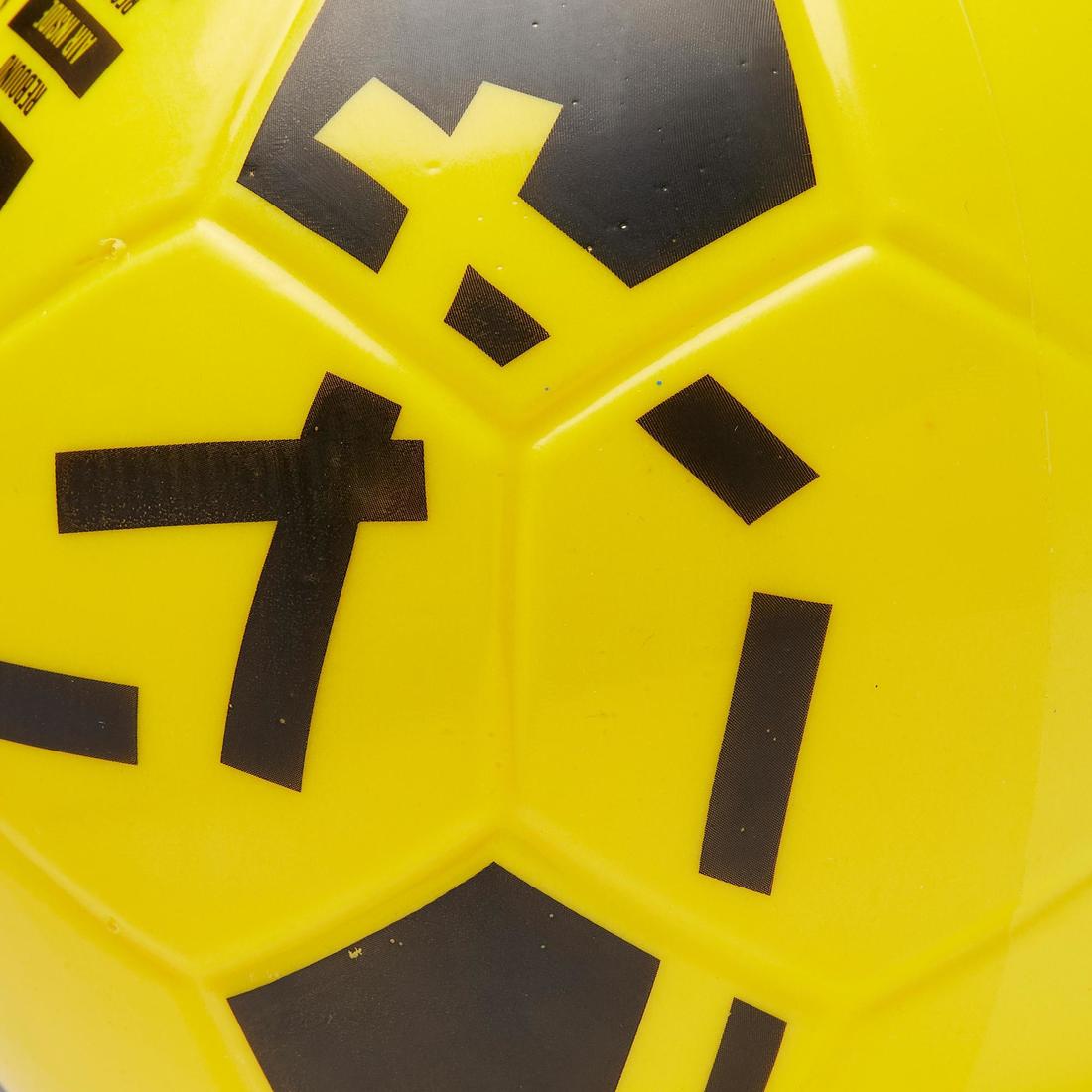 Ballon de football en mousse ballground 500 t4 jaune et noir