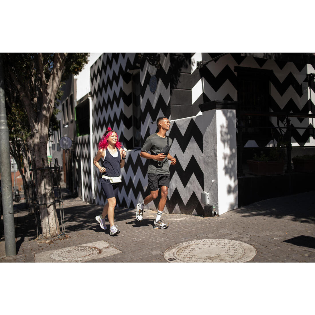 Sac running 2 positions Homme Femme- KIPRUN 0,5 L