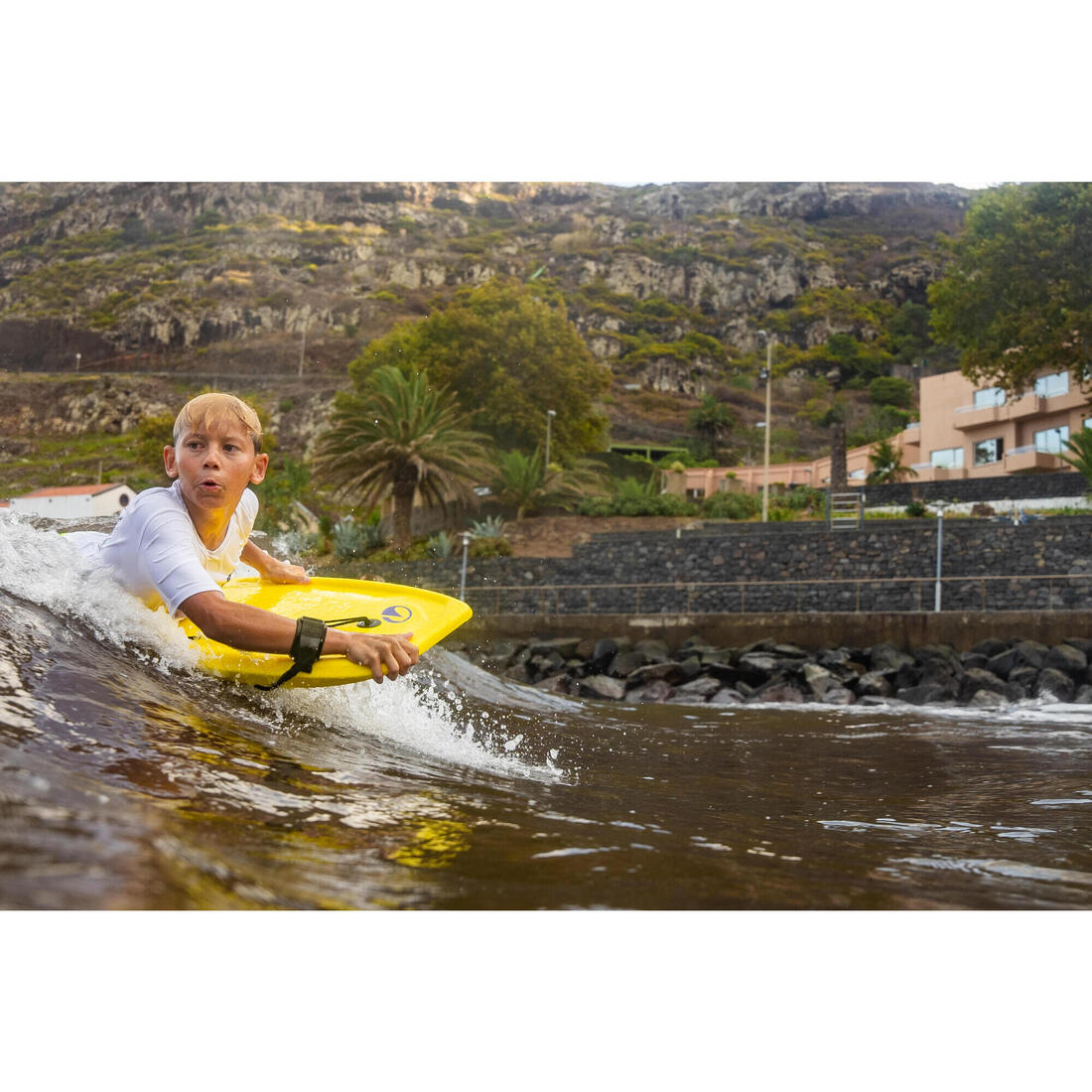 Bodyboard 100 débutant monomatière préformé - Jaune