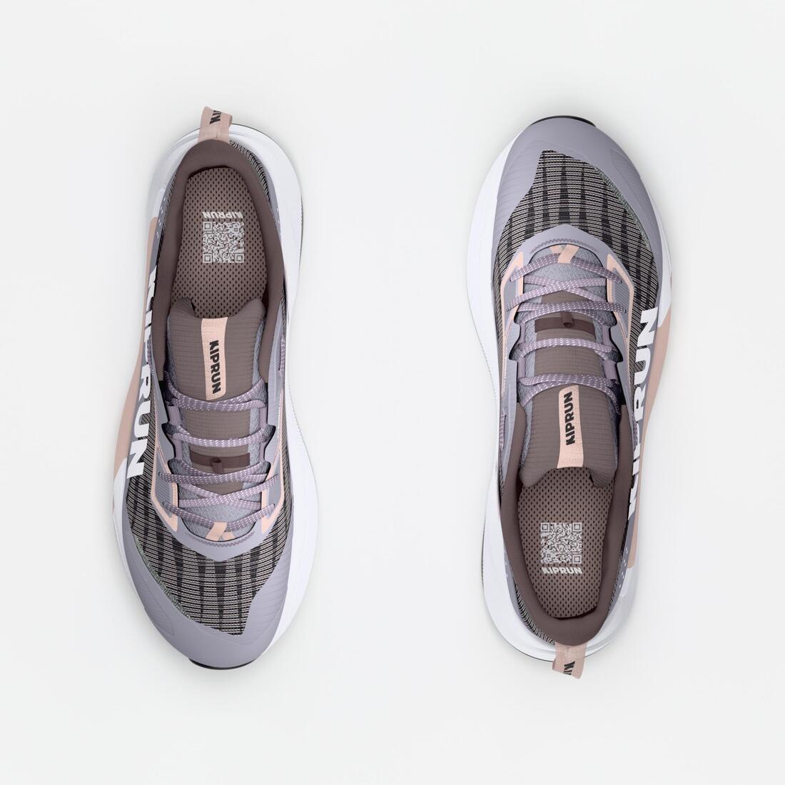 Chaussures de running trail femme, Kiprun kipsummit max gris et