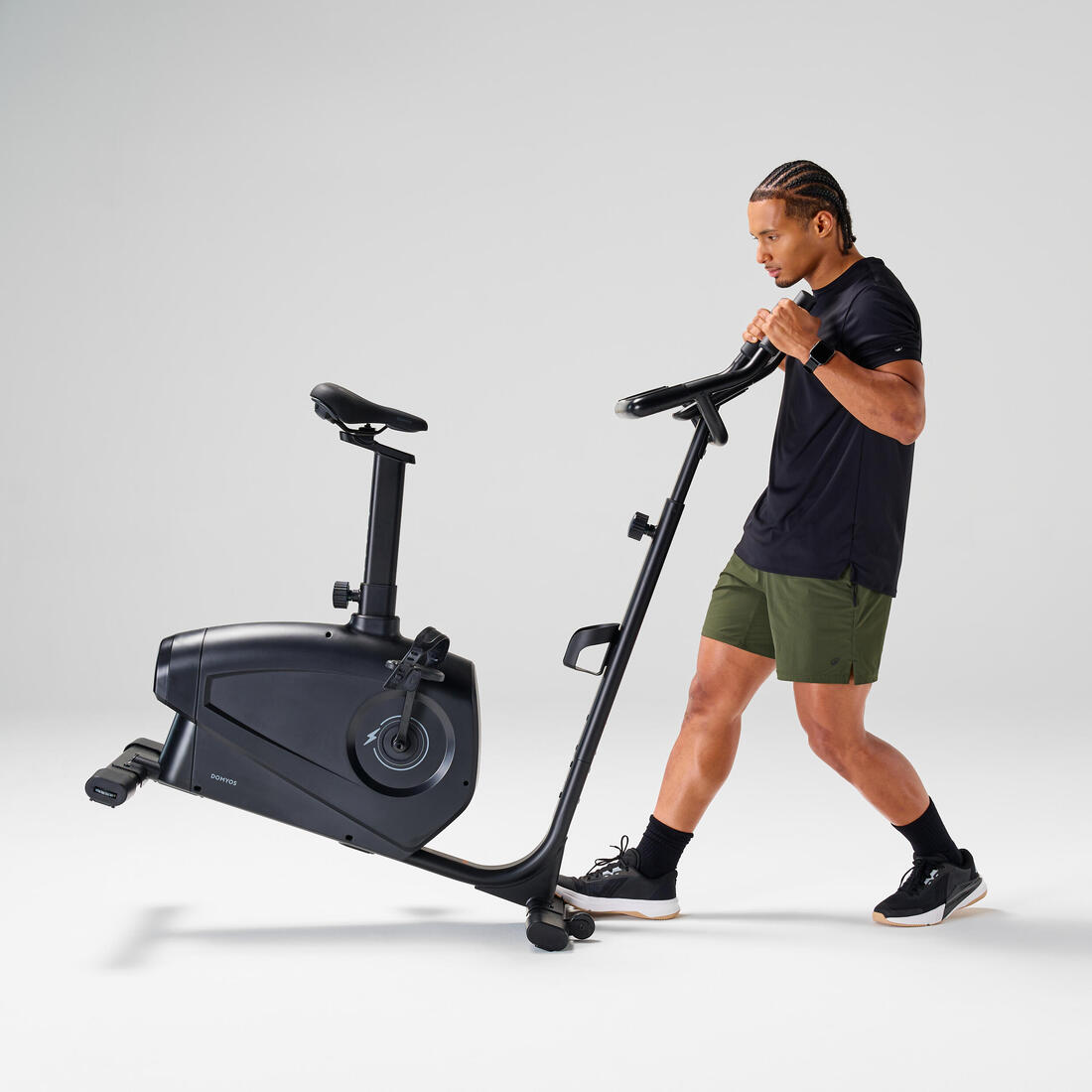 Vélo d'appartement connecté et auto-alimenté, EB900 B, garanti par Decathlon