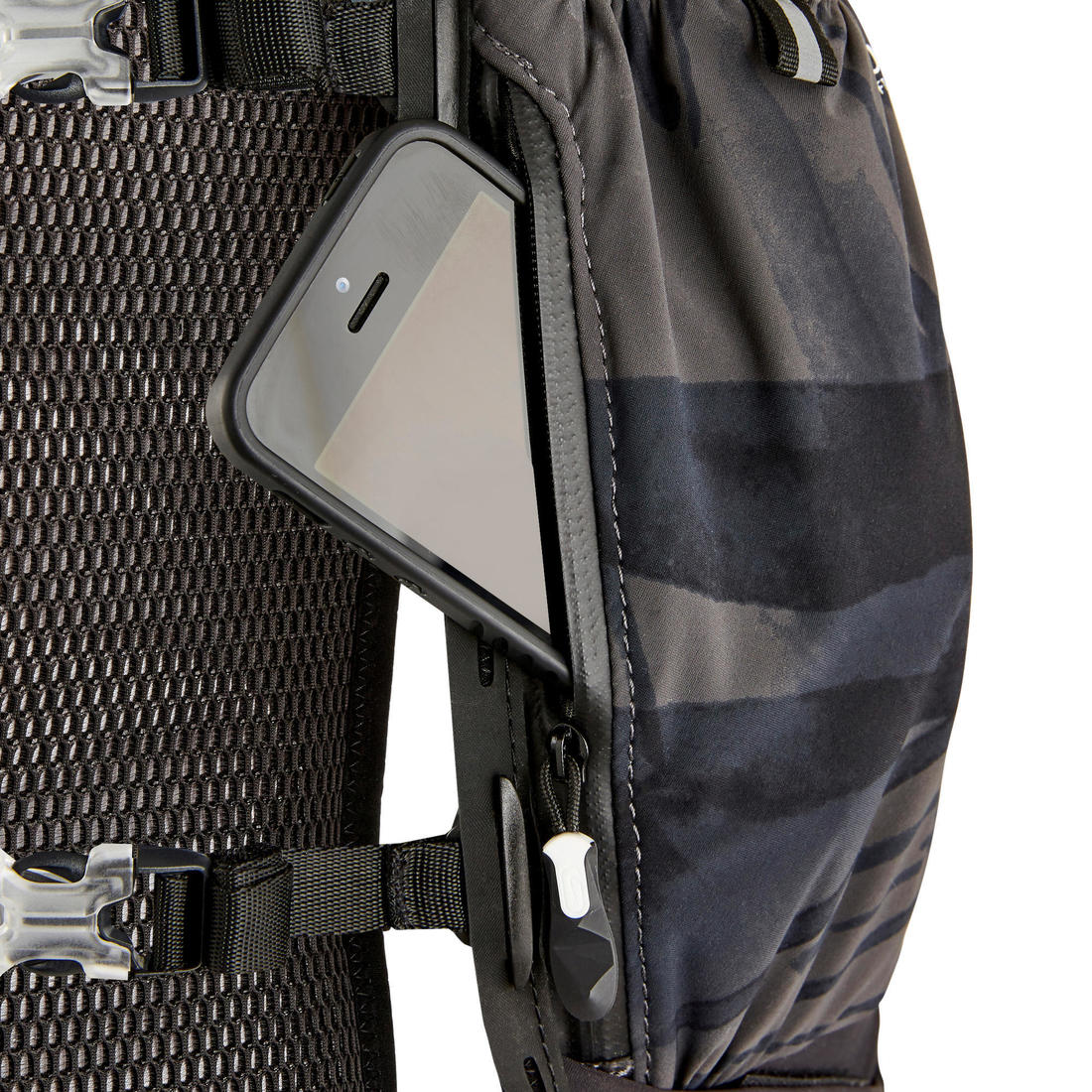 SAC TRAIL ULTRA RUNNING 15L MIXTE NOIR - VENDU AVEC POCHE À EAU 2L
