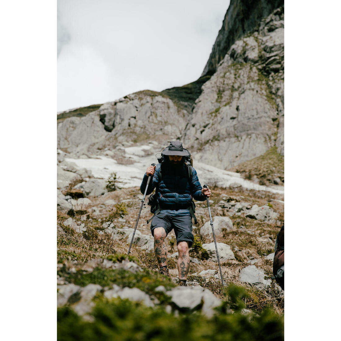 Doudoune à capuche en duvet de trek montagne - mt500 -10 °c - homme