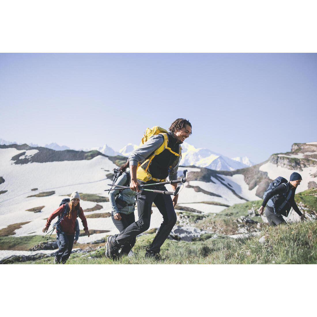 Gilet polaire de randonnée montagne homme, MH100 noir