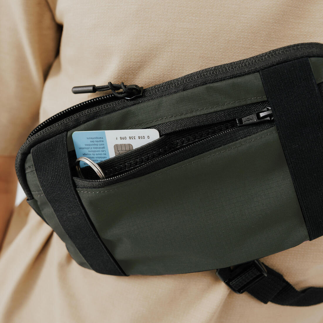 Sac running 2 positions Homme Femme- KIPRUN 0,5 L